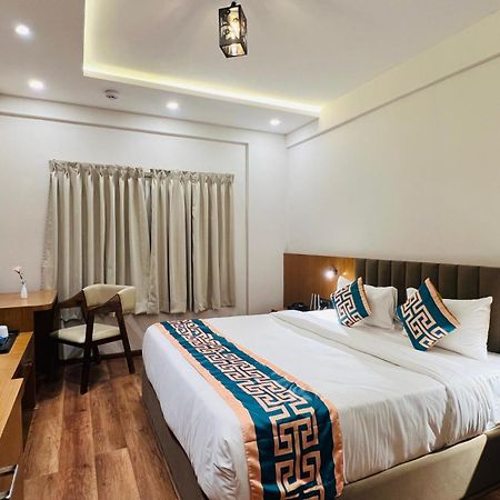 Hotel Aashraya Dod Jala Экстерьер фото