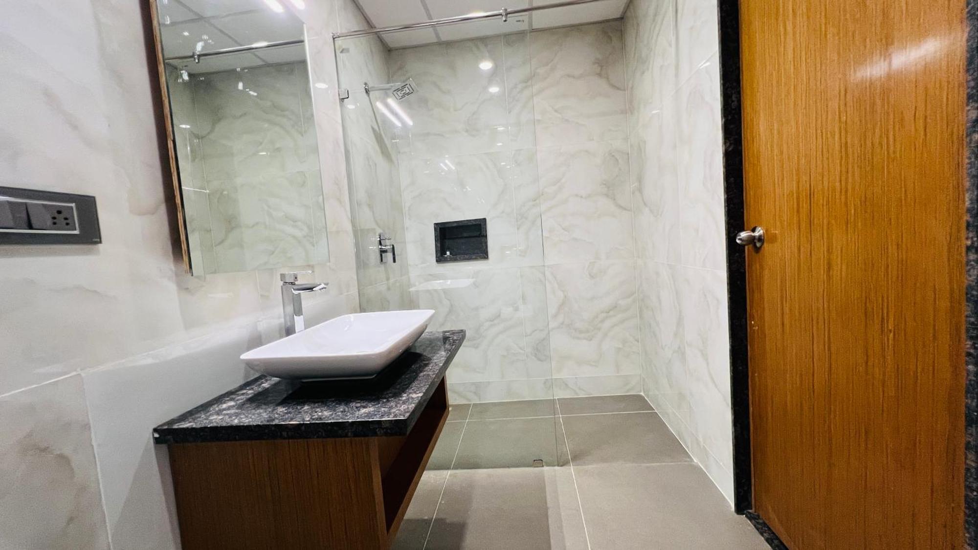 Hotel Aashraya Dod Jala Экстерьер фото