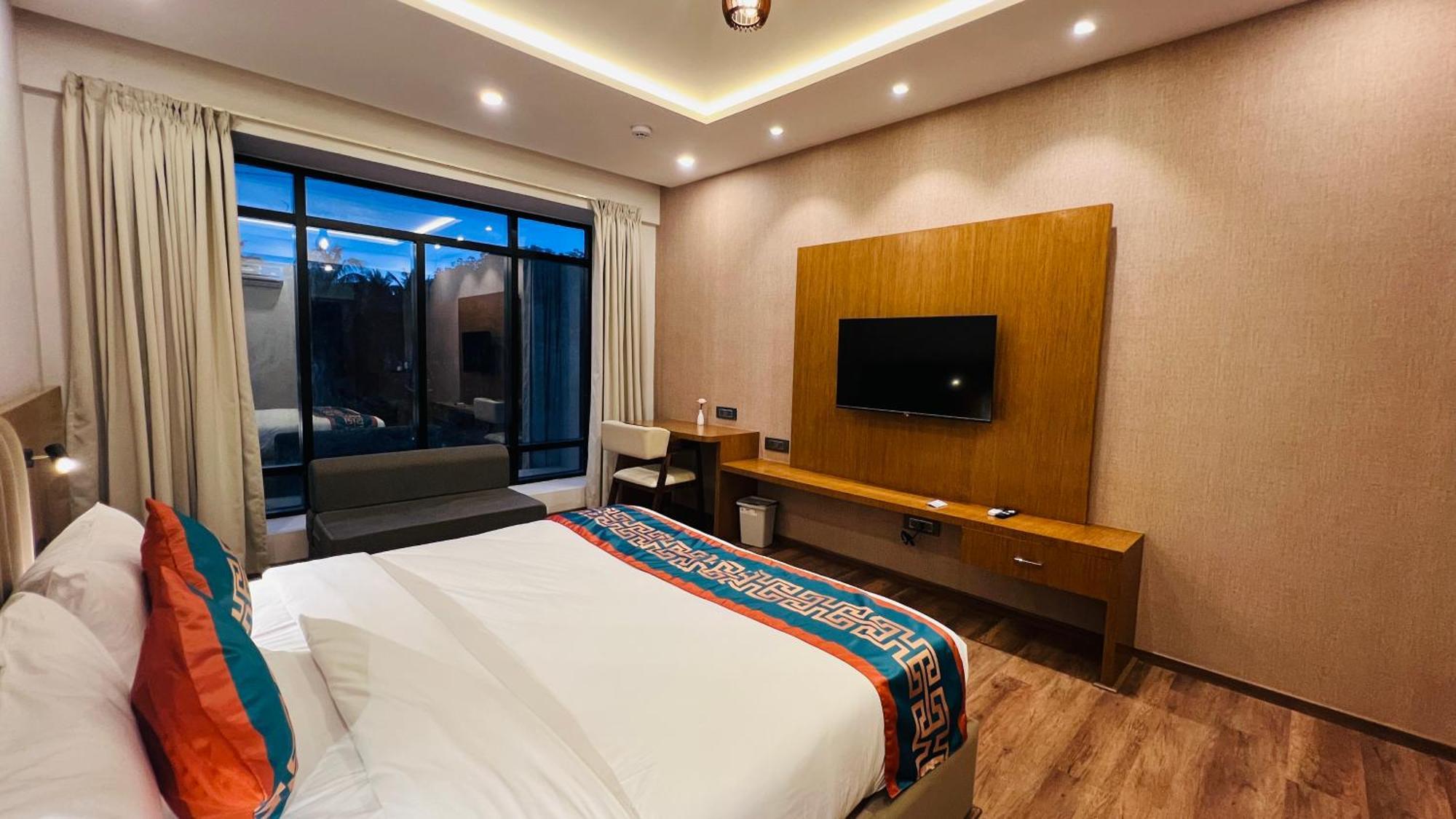 Hotel Aashraya Dod Jala Экстерьер фото