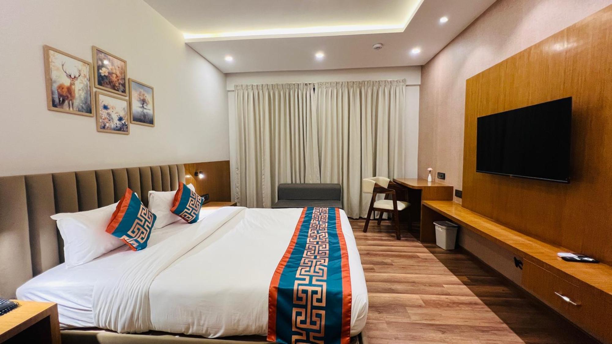 Hotel Aashraya Dod Jala Экстерьер фото